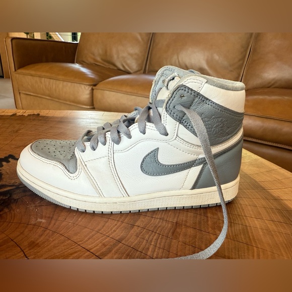 Nike Jordan 1 High Stealth - Picture 1 of 11
